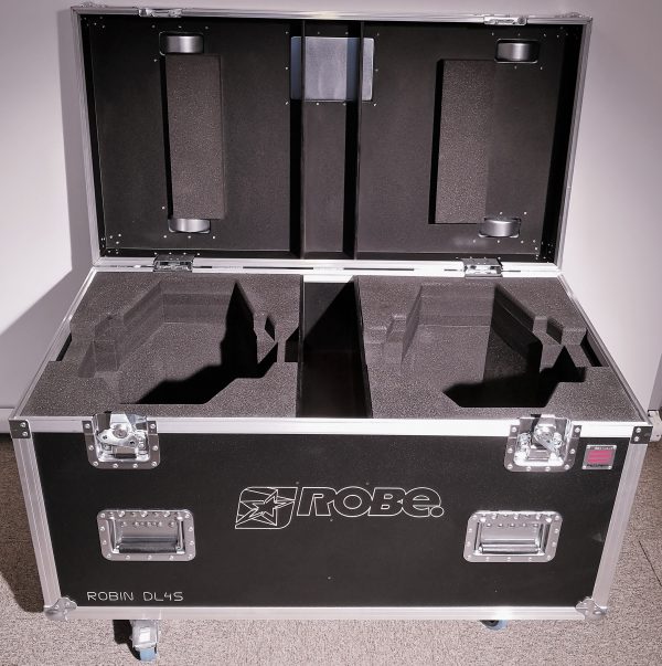 Santosom Robe, Dubbelcase