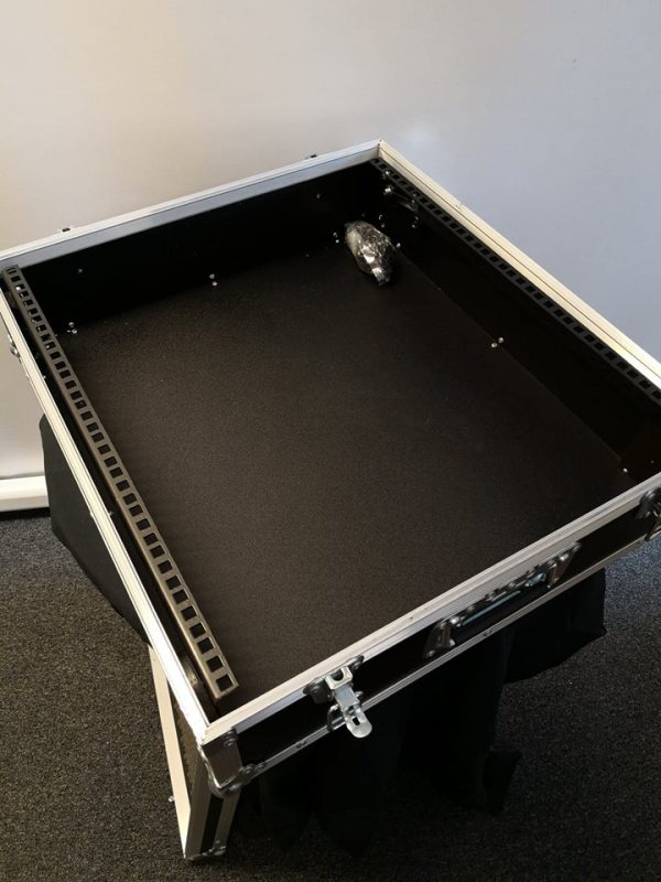 12HE 19" Mixer-Rack - Bild 2